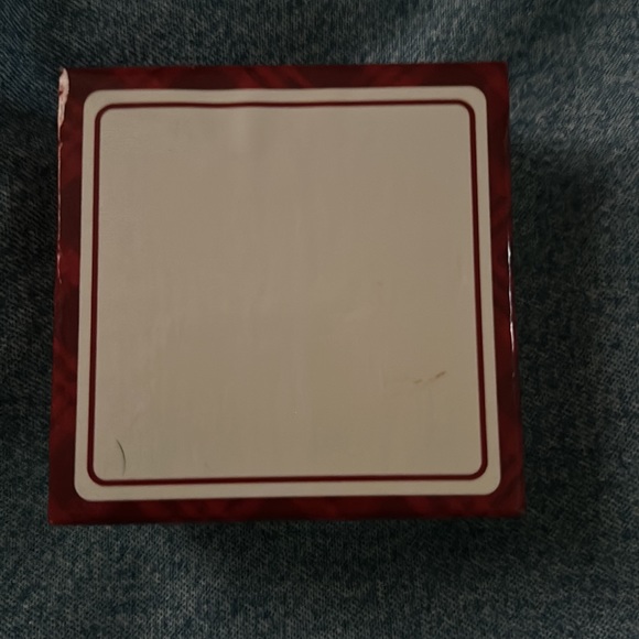 18” silver plated snowflake pendant necklace with earrings set. Never worn. - Picture 4 of 4